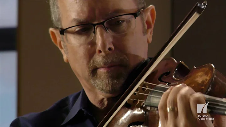 Violinist Steven Greenman in Houston Public Medias...