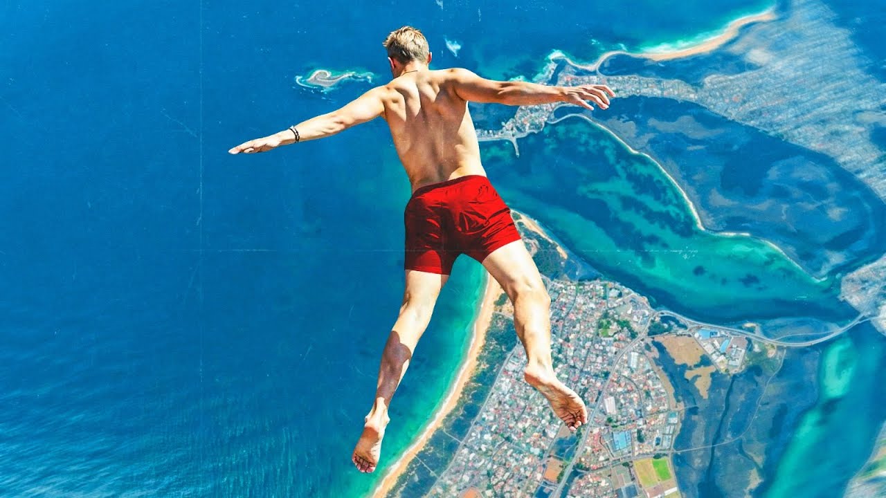 Skydiving 25,000ft Without A Parachute