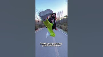 ✨ Nhan sắc và bản lĩnh: Cú xoay côn nhị khúc khiến triệu người thán phục #kungfu