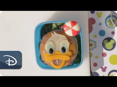 Disney Parks How-To Make A Bento Box Magical: Spike the Bee 