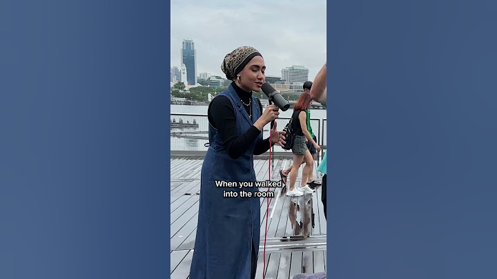 I Was Not Expecting That From This Random Singer in Singapore...🤯