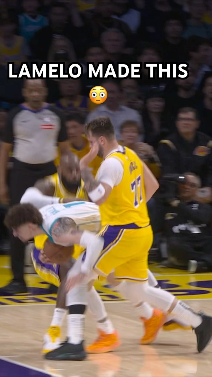 LaMelo Ball splits the double for the tough floater!