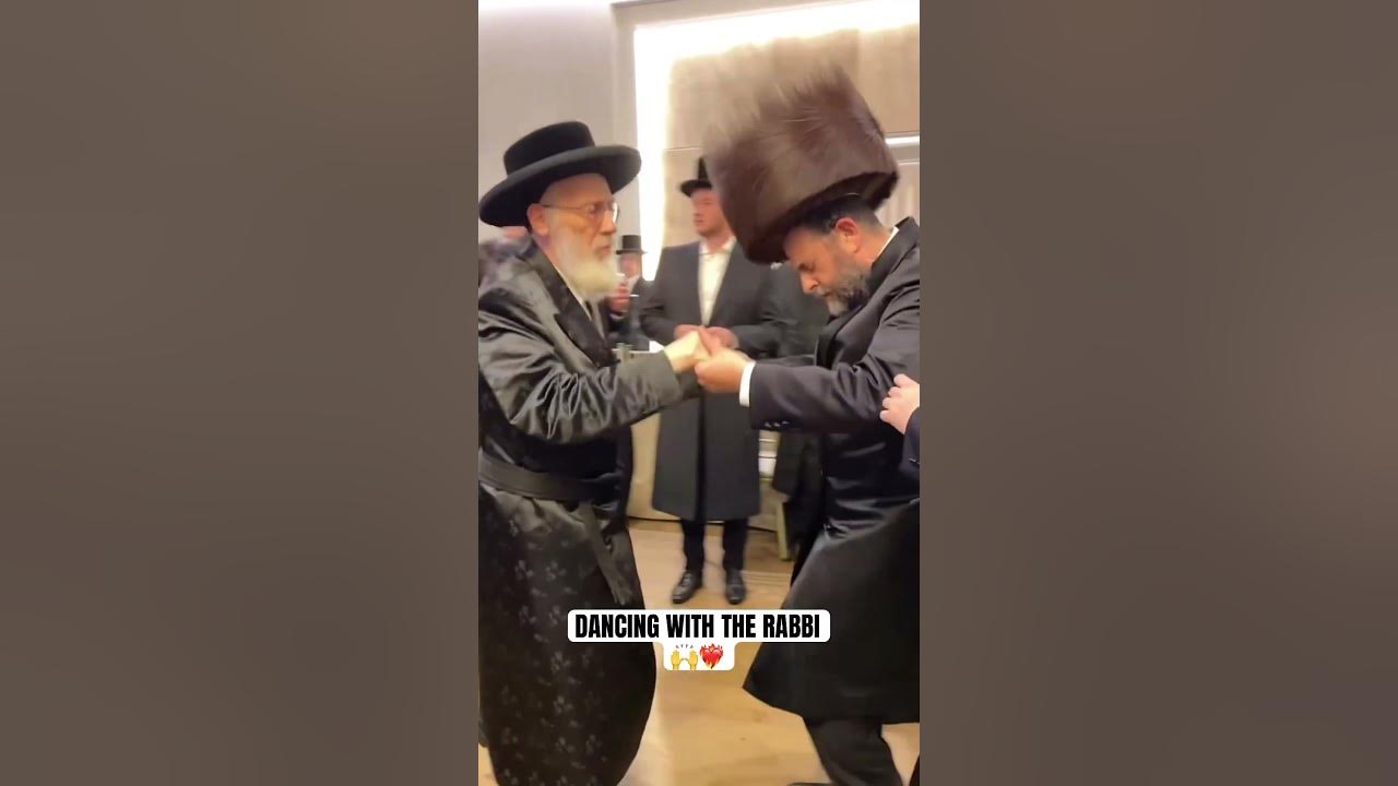 DANCING WITH THE RABBI🙌❤️‍🔥#shabbat #שבת #shalom
