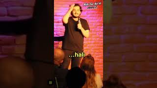 Standup Gösterisinde Atatürk Ürünleri Kakalayan Halk Tv Makara Batuhan Özdemir-Emre Can Çalışkan