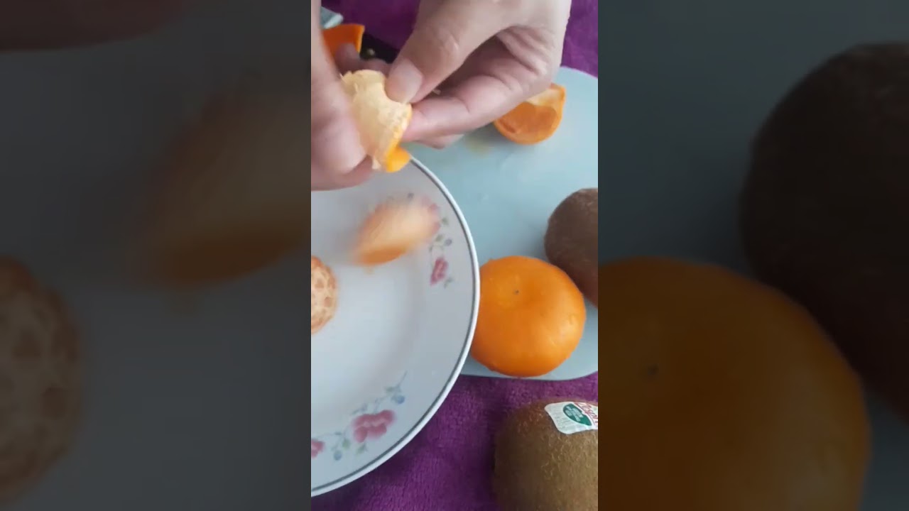 Kiwi and orange fruit for snack 