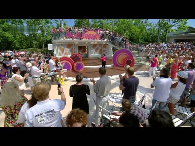 Watch Mireille Mathieu - Medley 2015 on YouTube Watch Mireille Mathieu - Medley 2015 on YouTube