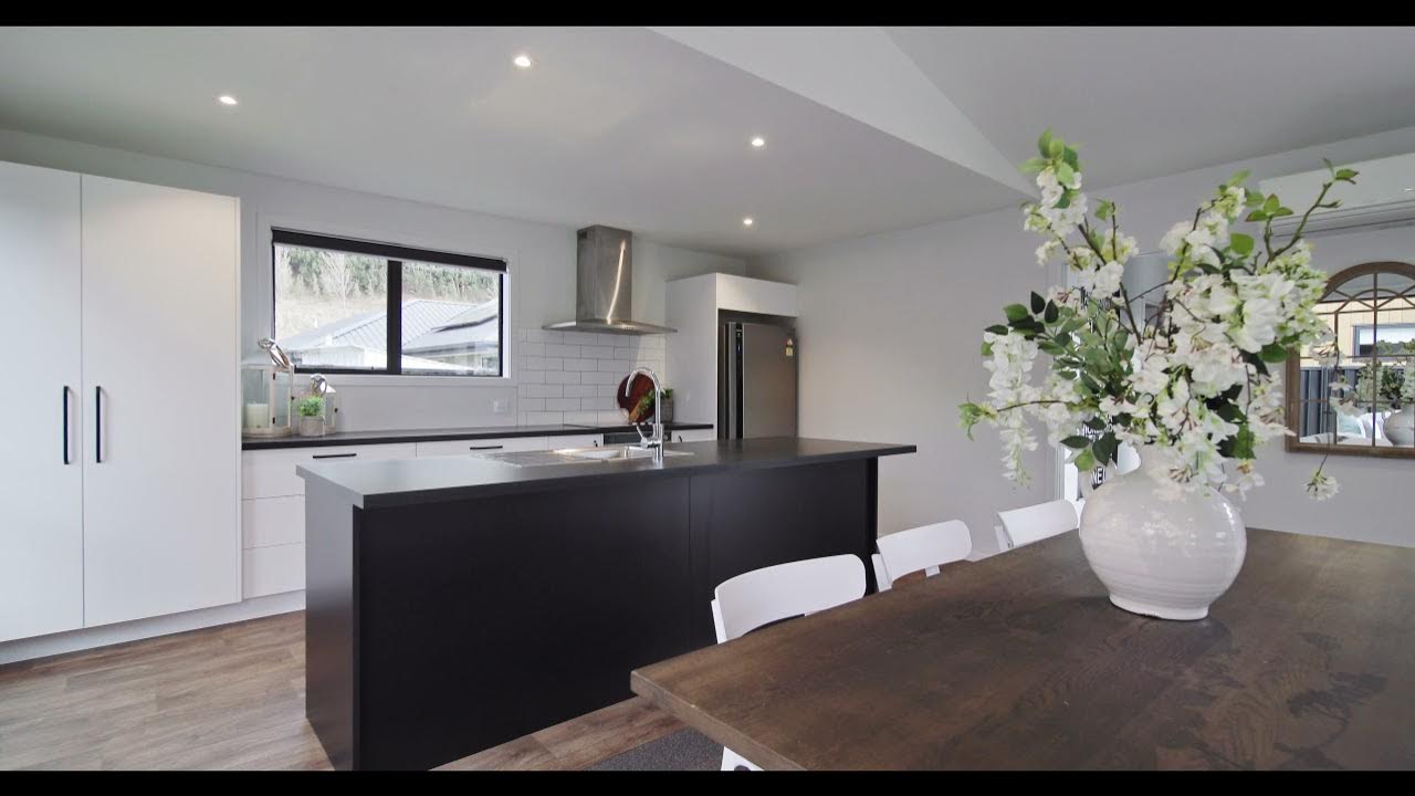 28 Violet Way, Queenstown YouTube