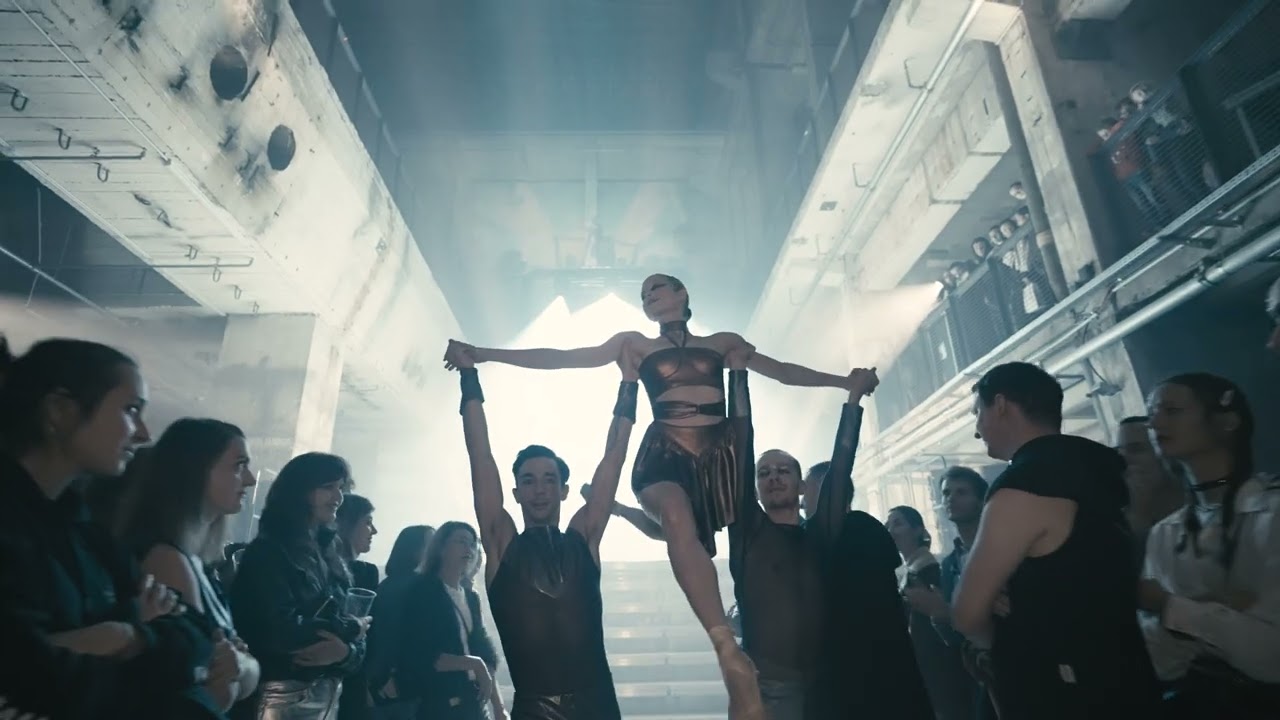 Maison Margiela x Maxfield 'Artisanal' Installation - YouTube