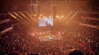 Video thumbnail of "Liam Gallagher - C’mon You Know (Live at RAH 2022)"