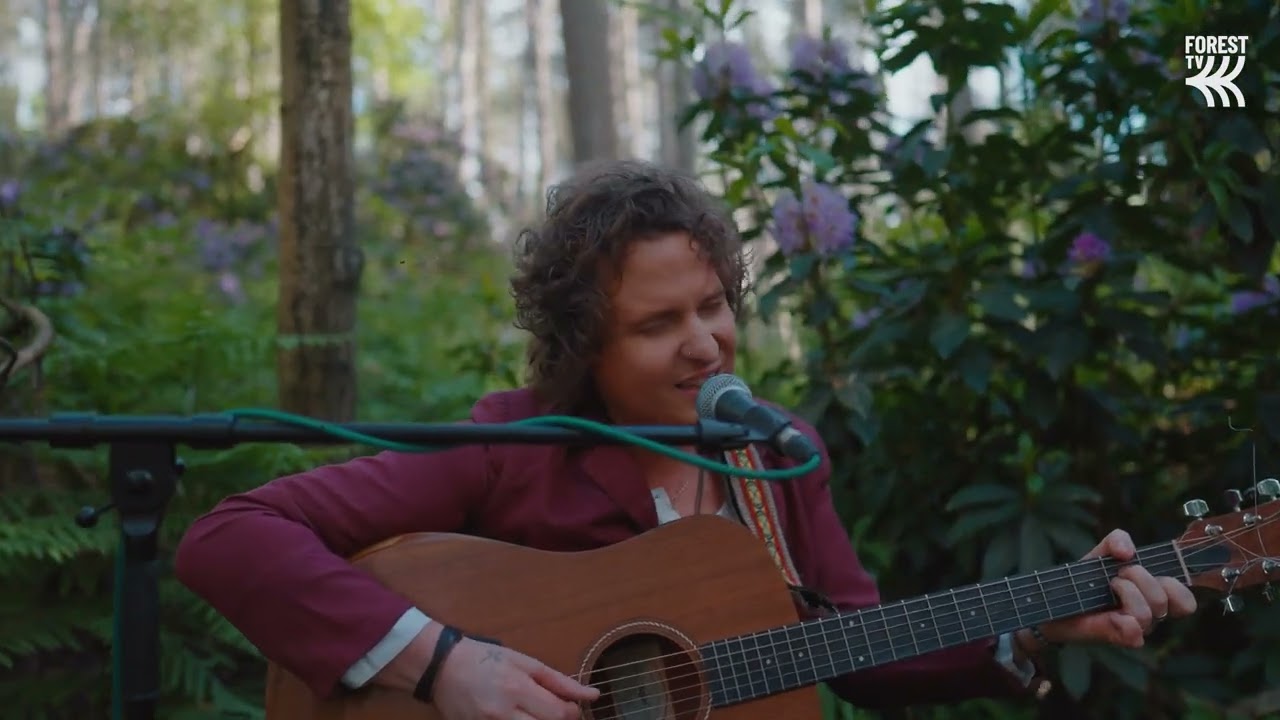 YouTube에서 Portland - Aurora (Live on Forest TV) 보기 YouTube에서 Portland - Aurora (Live on Forest TV) 보기