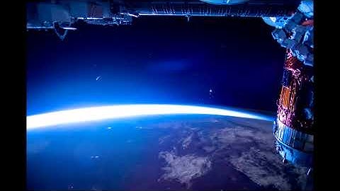 Comet Neowise timelapse 2020 from ISS (Internation Space Station) Interstellar