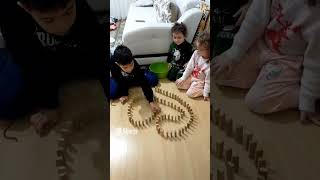 Bahar Banu Alya Mustafa Eren Tahtaların Hepsini Yıktılar