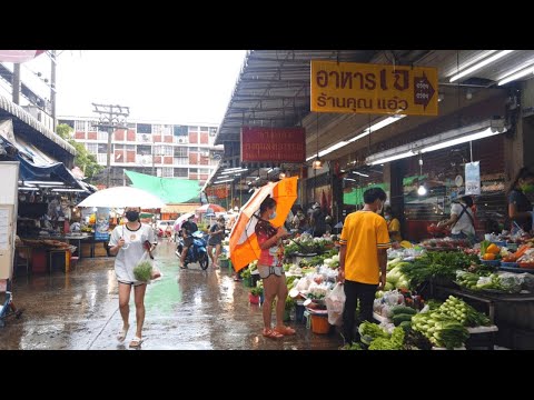 Video: Musim Liburan Di Thailand Dan Musim Hujan