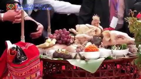 Dân tộc Thái  Việt Nam(Tam Khuồn) Lễ buộc chỉ tay người Thái