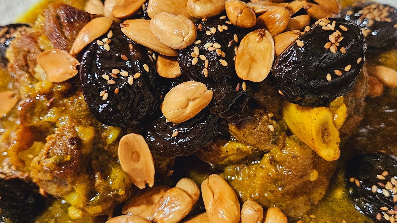 Carne de cordero con ciruelas y almendras receta tradicional marroquí especial para las fiestas 