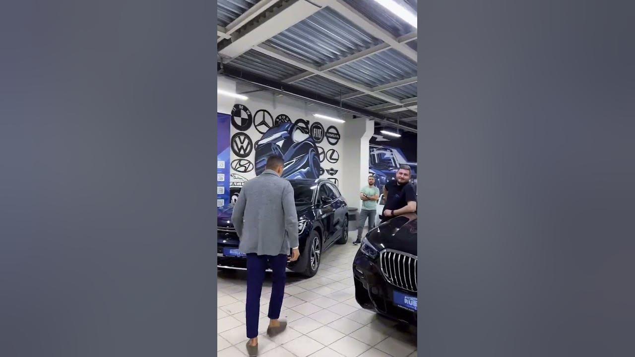 Автомобильный мир художника Данияра Кдырова