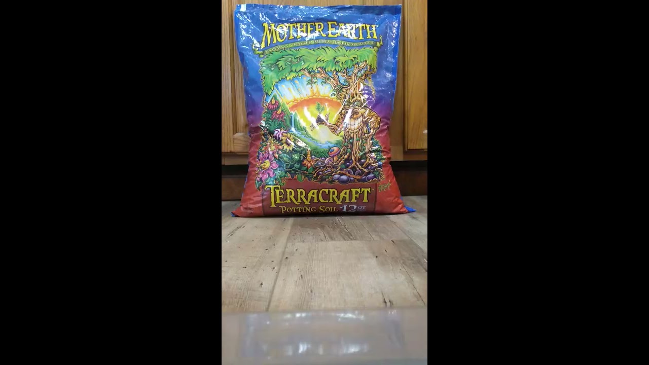 Mother Earth Terra Craft Potting Soil, Expertly Crafted Medias