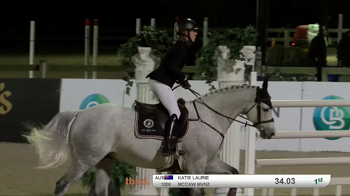 WINNING ROUND: Katie Laurie & McCaw MVNZ