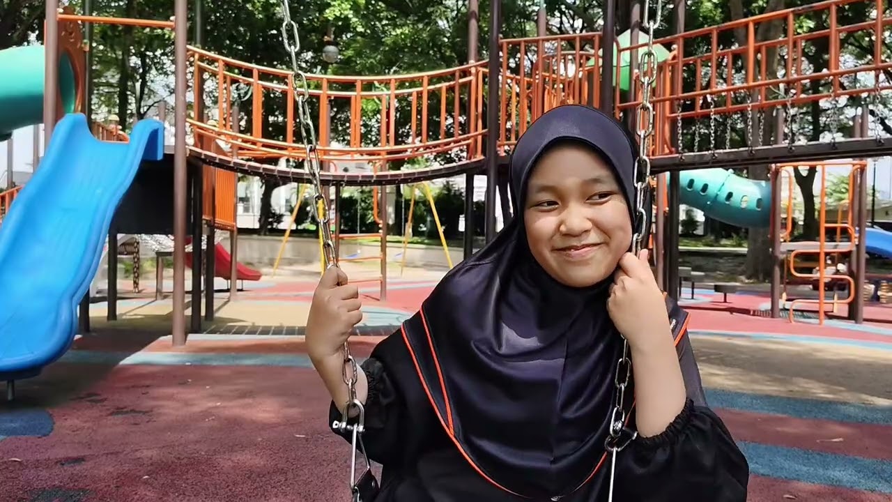 FILEM PENDEK SK TUN HUSSEIN ONN (CINTA MONYET)