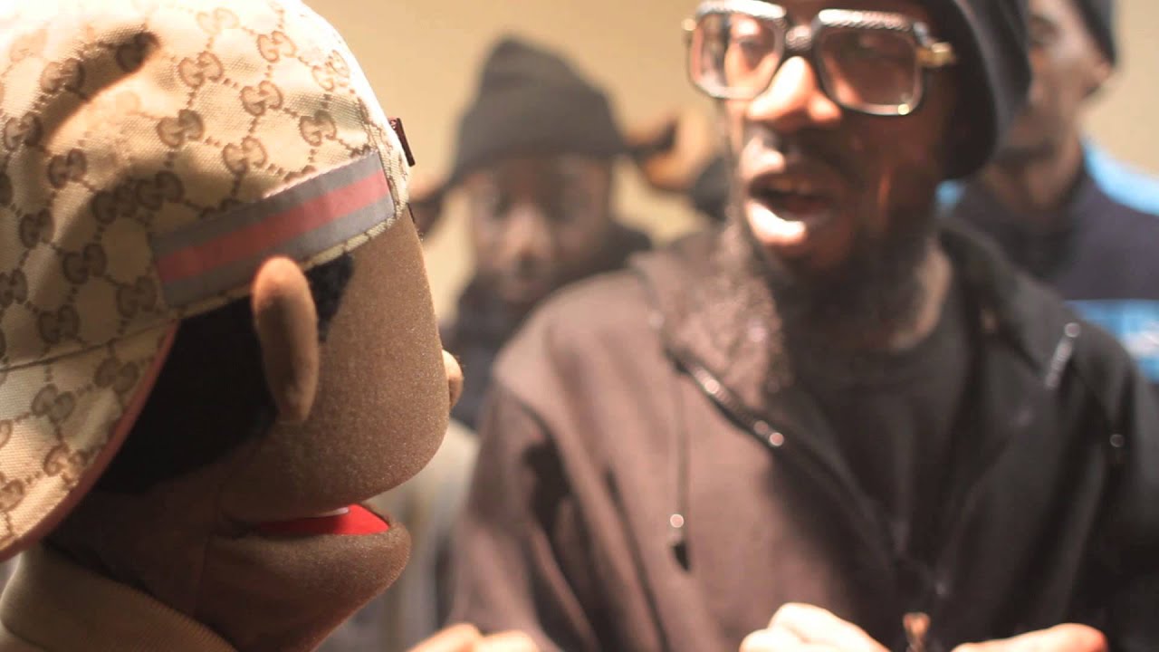 Peanut Live 215 VS Eness Rap Battle - YouTube