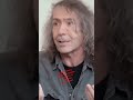El Robe Iniesta Hablando Eurovisión Y Los Titulos De Canciones Despectivas Robe Extremoduro