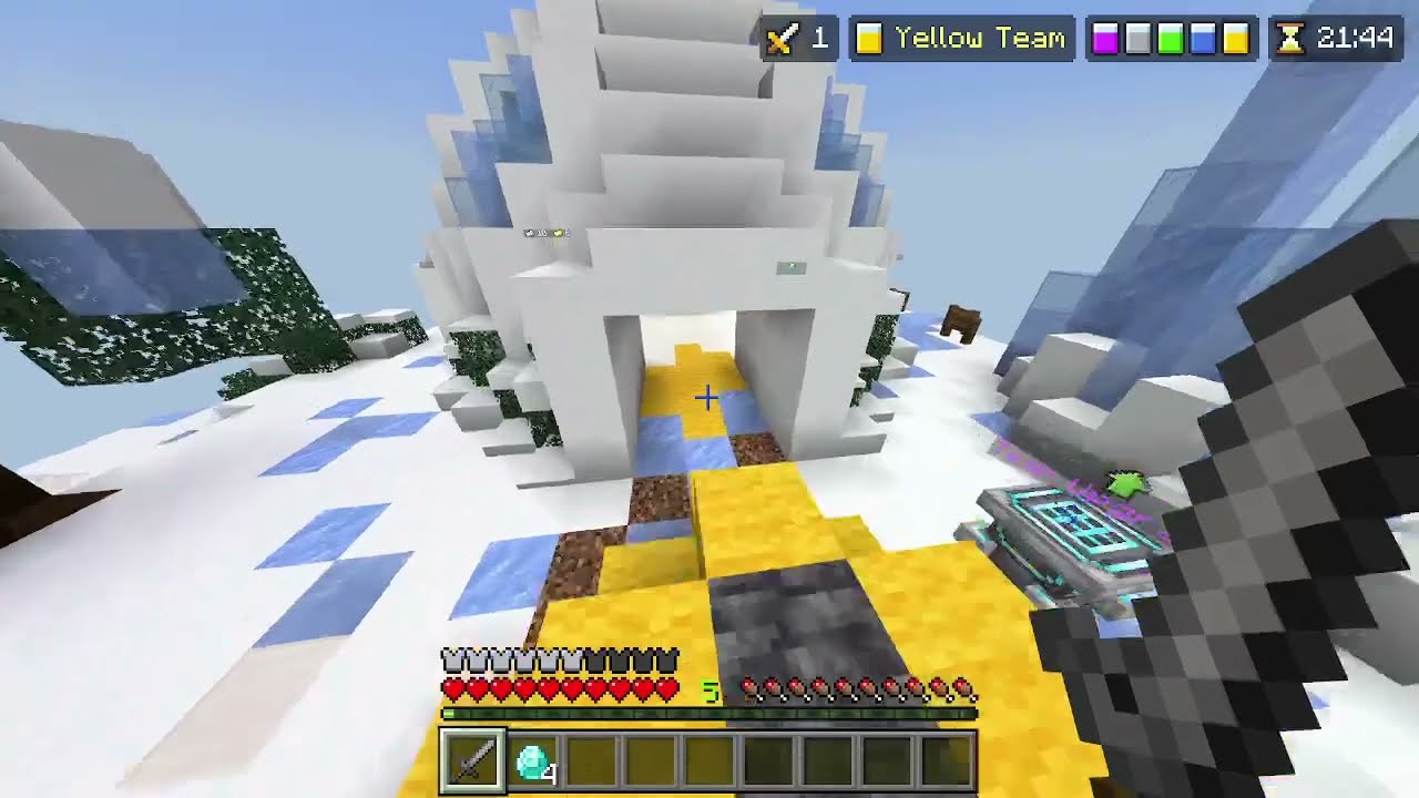 i played HIVE bedwars again AND WON(: