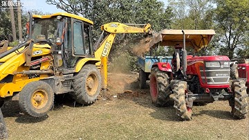 Jcb 3dx Eco Xcellence Machine Loading Mud in Mahindra 4x4 Yuvo 575 Di and Mahindra 475 Di Tractor