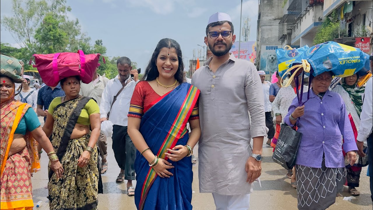 पाऊले चालती पंढरीची वाट 🙌 पालखी 2025#video#goviral#youtube#couple#palakhi#pandharpur