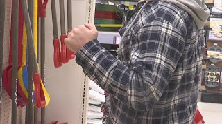 Bismarck residents rush for last-minute items before winter storm