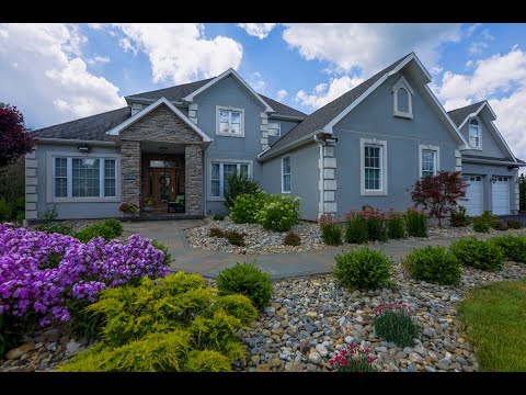 97 Green Briar Dr, Spring Brook Twp, PA home video tour