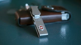 Keep Your Keys Secure with the Victorinox Belt Hanger!