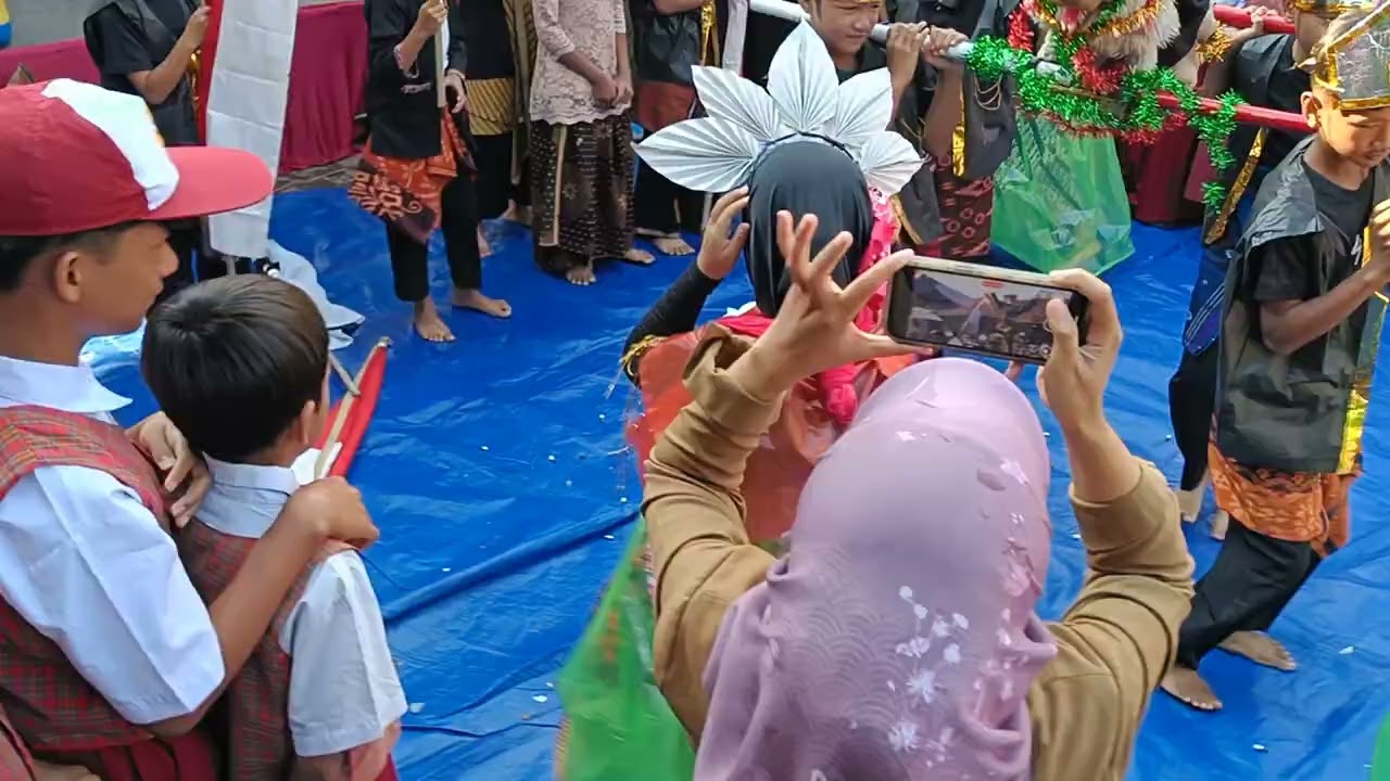 Lengser+sisingaan perpisahan kelas 6 angkatan 2025