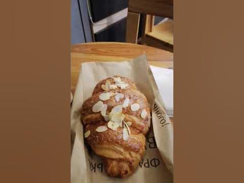 Я їду до Бухаресту. Булочна " Франсуа. Круасан із заварним кремом та ...