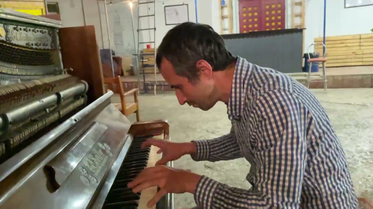 Beethoven and Joplin (funny). An ancient German piano (Premium) Edward Seiler 100 years old. Demo