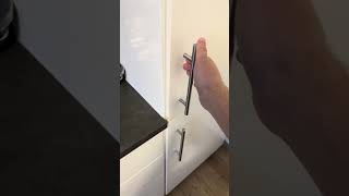 How to Open a Refrigerator Door (Easy Tutorial!) #howto #easy #tutorial #kühlschrank