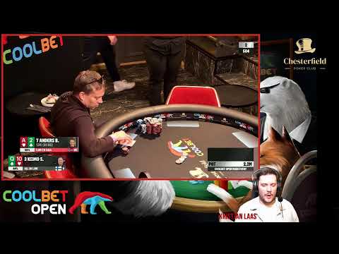 How Casinos Make Coin Towers! in a Coin Pusher! $100 Stacks!! #shorts