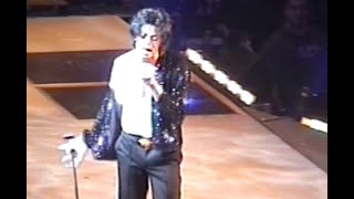 Download lagu Michael Jackson - 7 September 2001 - 30th Anniversary Celebration Concert - New York - VERY RARE