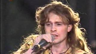 Kelly Family - COVER THE ROAD 1996 (Stadion Tour) chords