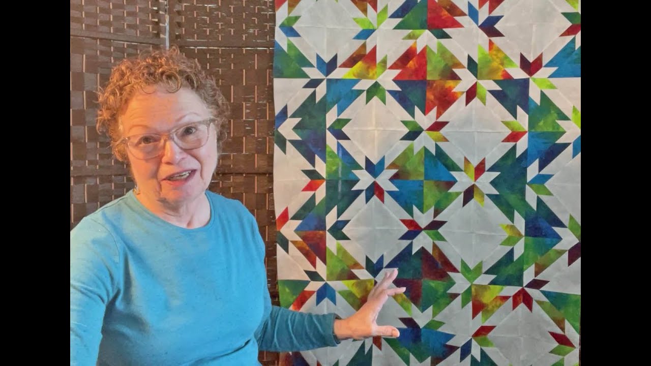 Make an easy Hunter's Star Quilt with Jenny Doan of Missouri Star! (Video  Tutorial) 