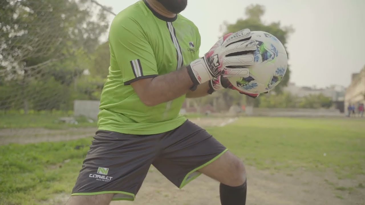 Connect goal keeper gloves