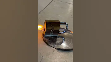 باز کردن قفل با سر کبریت باور نکردنیه میشه 