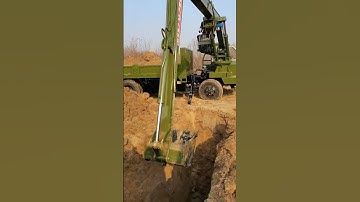 One machine is multi-use and saves time and labor. Construction machinery and equipment. Four-wa