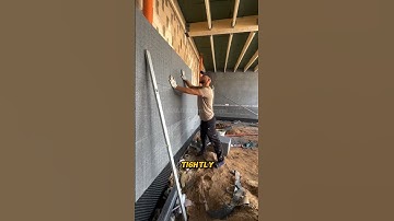 Het proces van het installeren van isolatiepanelen op muren #kortevideo #constructie #constructie...