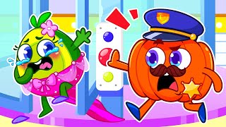 Don't Play in Revolving Door Song 😯 Safety Rules ⚠️ Kids Songs & Nursery Rhymes by VocaVoca Songs🥑