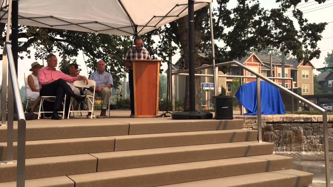 Orenco Station Plaza opens
