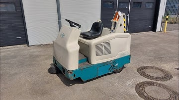 Veegmachine, Tennant, 6200, bouwjaar 2001