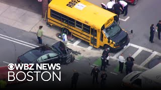 Students taken to hospital after school bus crash in Everett
