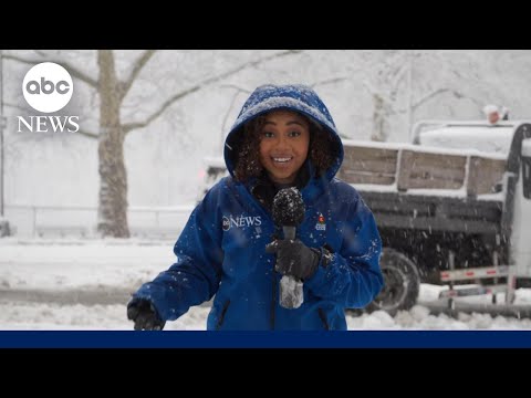 How New Yorkers are weathering massive Winter storm: a heavy, wet snow