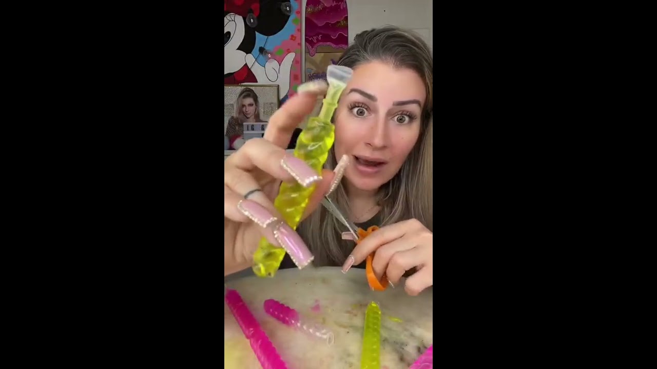Mais Qu Est Ce Il Y A Dans Ces Tubes De Maxi Jelly Stick 