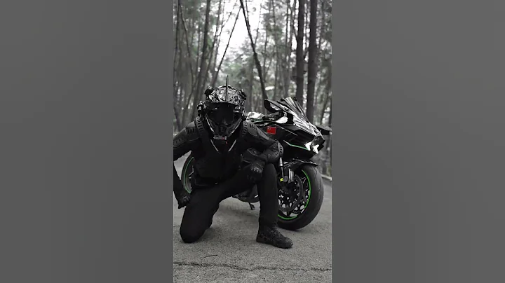 Kawasaki Ninja H2R Review | The Beast on Two Wheels! #andrast